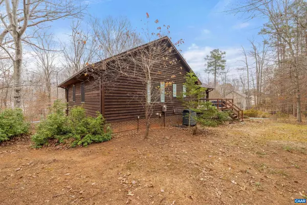 Palmyra, VA 22963,48 JENNINGS DR