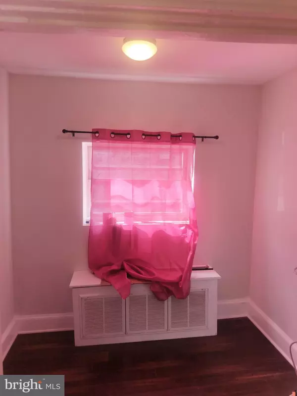 Baltimore, MD 21218,804 BONAPARTE AVE