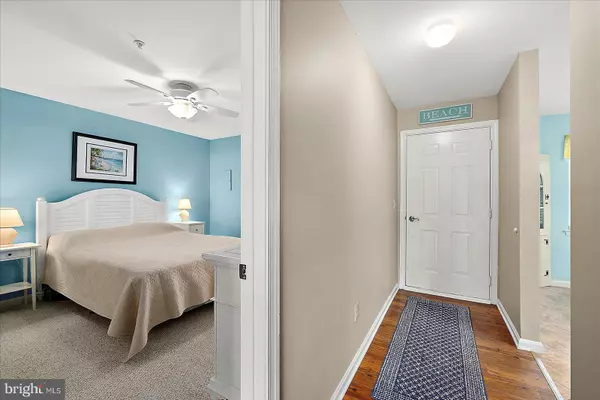 Ocean View, DE 19970,37494 PETTINARO DR #8701