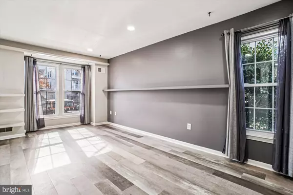 Lorton, VA 22079,8314 BLUEBIRD WAY #1