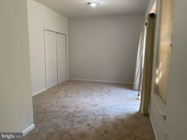 Herndon, VA 20171,2627 TARLETON CORNER DR