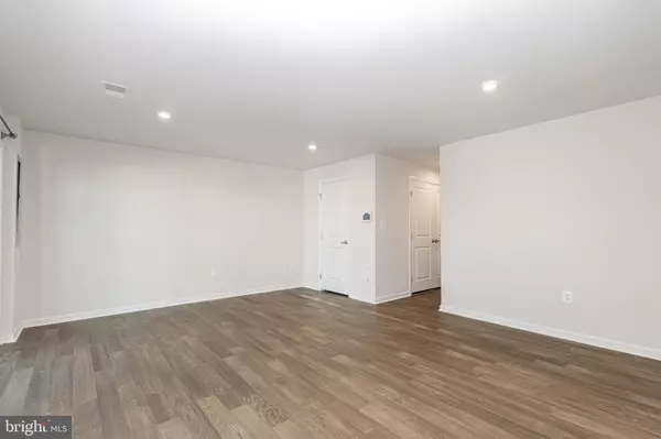 Spotsylvania, VA 22553,8611 UPTON LN