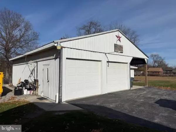 Dover, PA 17315,3015 W CANAL RD