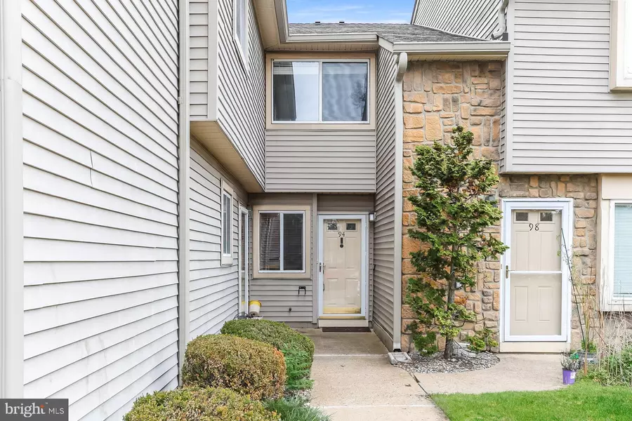 94 TEAL CT, Hightstown, NJ 08520