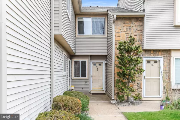 94 TEAL CT, Hightstown, NJ 08520