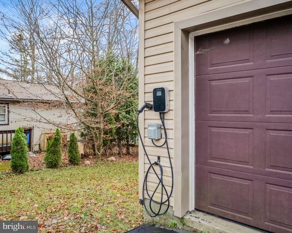 Tobyhanna, PA 18466,2127 WARWICK CIR