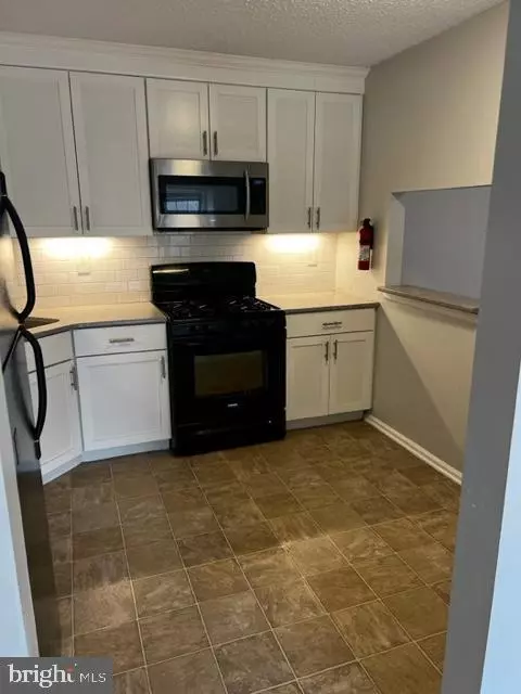 Lawrenceville, NJ 08648,38 JOYNER