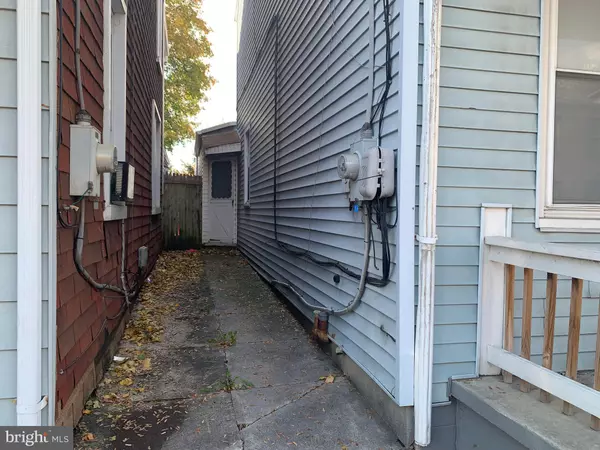 Lebanon, PA 17046,121 N 12TH ST