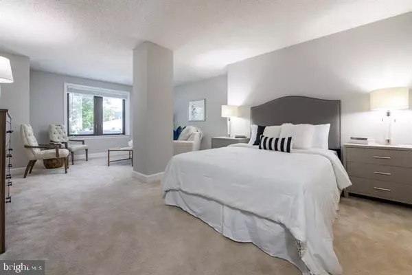 Washington, DC 20007,1080 WISCONSIN AVE NW #102