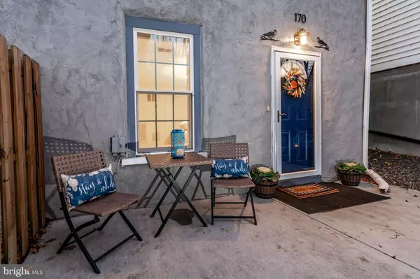 Lambertville, NJ 08530,170 YORK ST