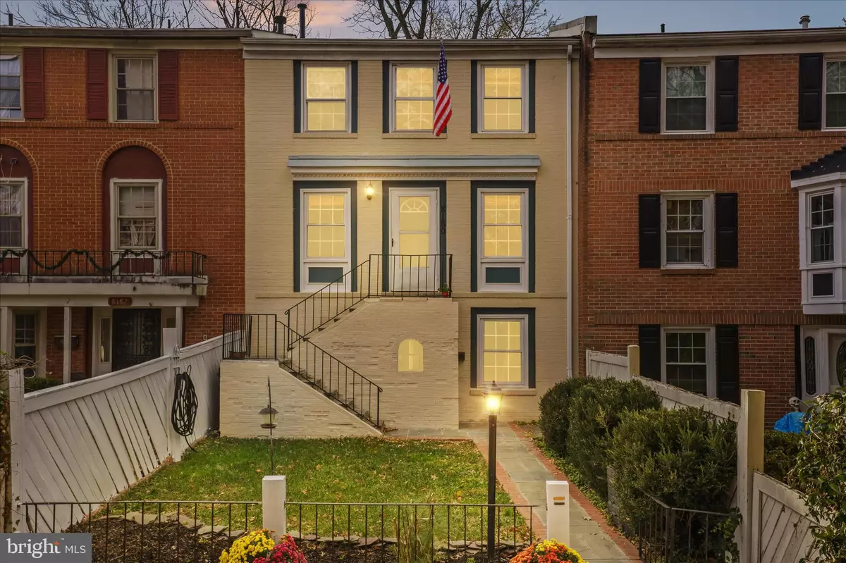 Alexandria, VA 22309,8180 FERNLAKE CT