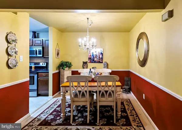 Holland, PA 18966,41019 COOPERS PL