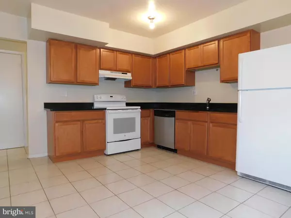 Bethesda, MD 20817,6421 EARLHAM DR