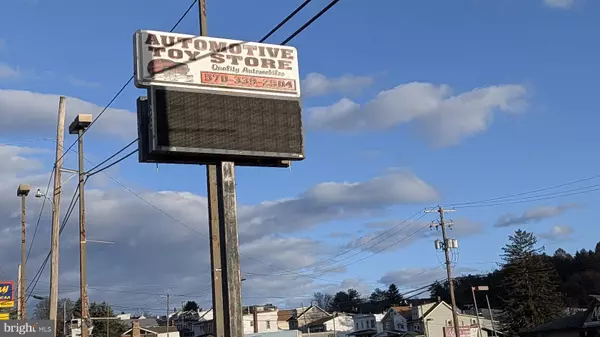 Mount Carmel, PA 17851,11205 ROUTE 61