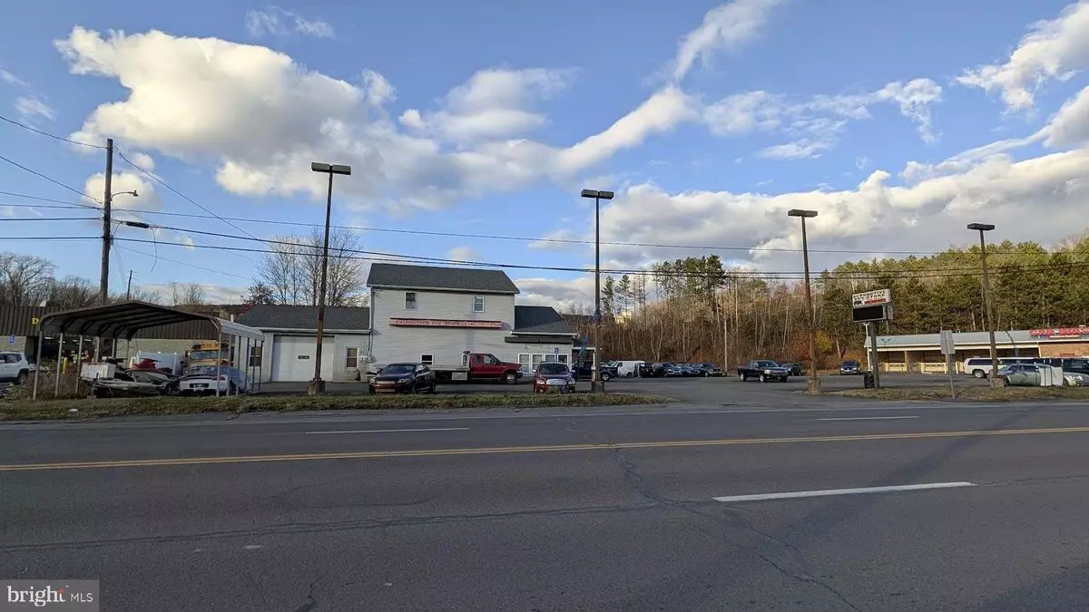 Mount Carmel, PA 17851,11205 ROUTE 61