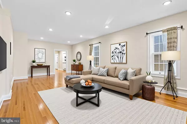 Hightstown, NJ 08520,128 MONMOUTH ST