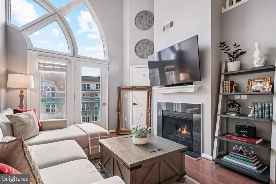 12000 MARKET ST #415, Reston, VA 20190