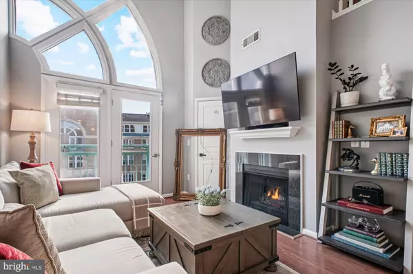 12000 MARKET ST #415, Reston, VA 20190