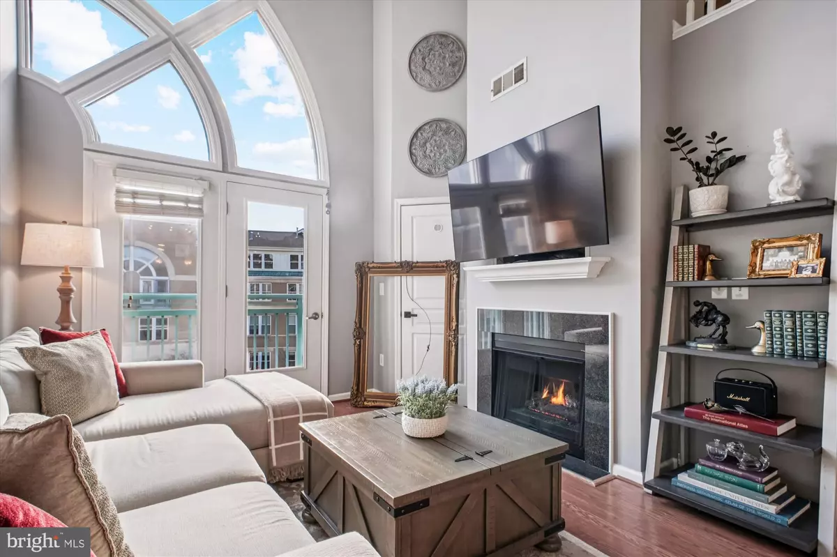 Reston, VA 20190,12000 MARKET ST #415