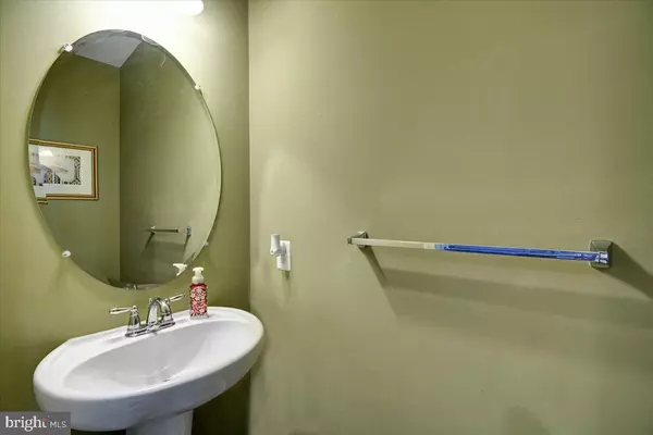 Upper Marlboro, MD 20774,1705 SANSBURY RD