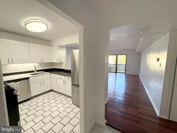 Cherry Hill, NJ 08002,606 COOPER LANDING RD #A-3E