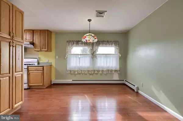 Annville, PA 17003,104 HORSESHOE DR