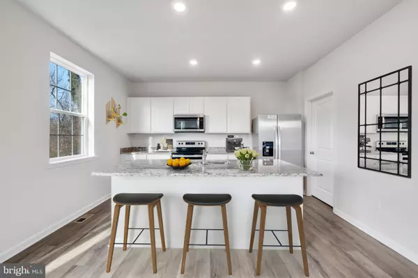 Stephens City, VA 22655,113 STEARNS DR