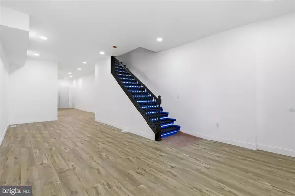 Baltimore, MD 21215,4668 PIMLICO RD