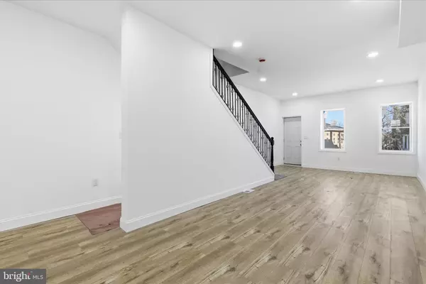 Baltimore, MD 21215,4668 PIMLICO RD