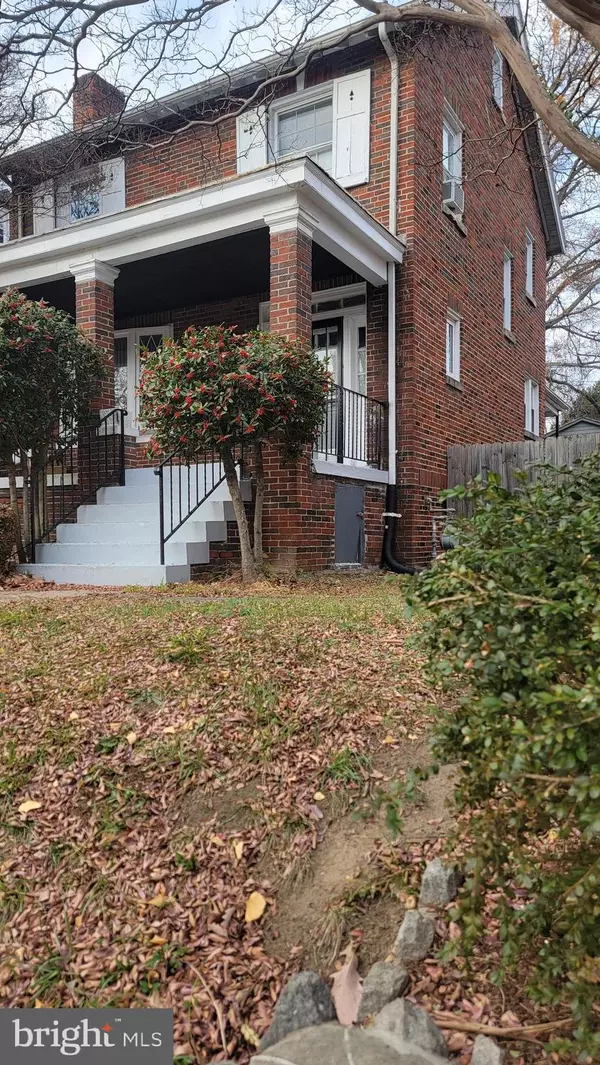 Washington, DC 20011,419 ONEIDA PL NW