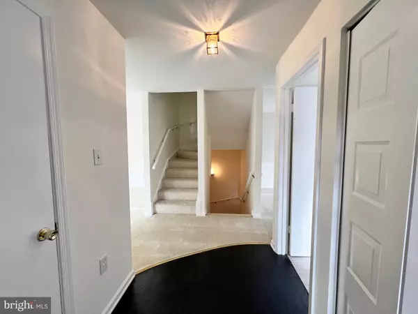 Alexandria, VA 22311,2699 CENTENNIAL CT