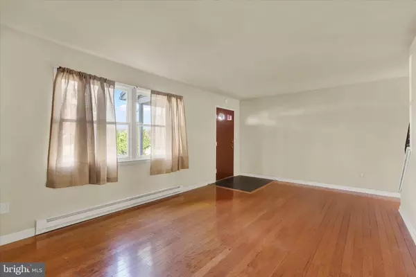 Chambersburg, PA 17202,34 SURREY DR