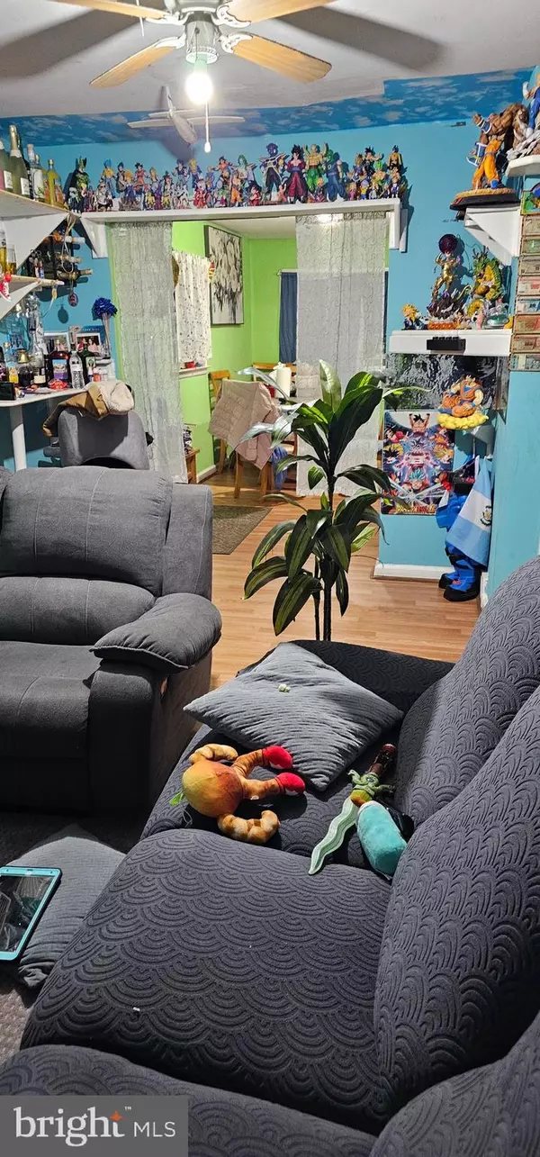 Trenton, NJ 08629,263 S WALTER AVE