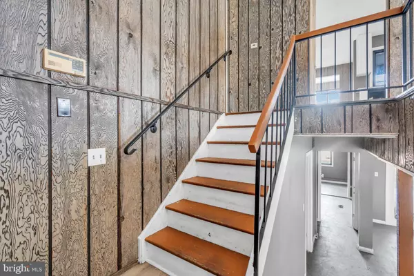 Sicklerville, NJ 08081,22 PERSHING LN