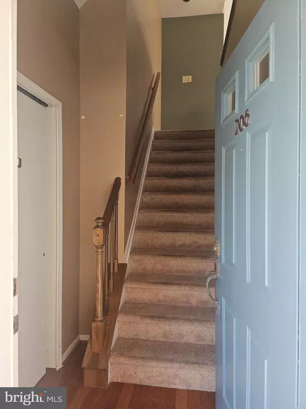 Burlington, NJ 08016,208 WHISPER CT