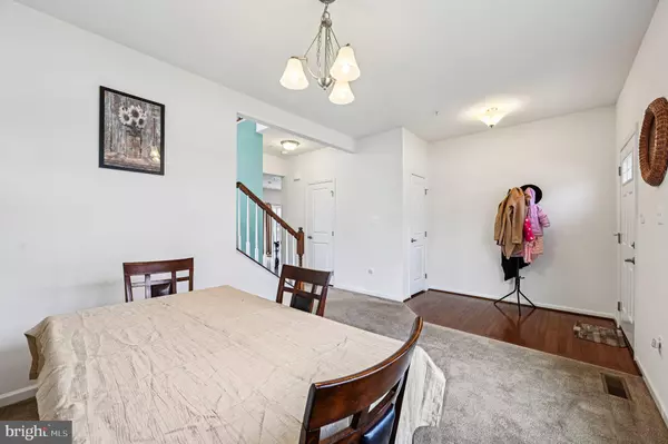 Glen Burnie, MD 21060,7811 MAPLE RUN CT