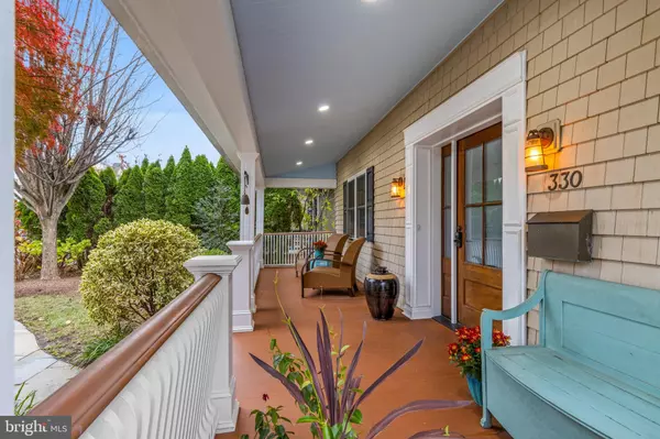 Narberth, PA 19072,330 DUDLEY AVE