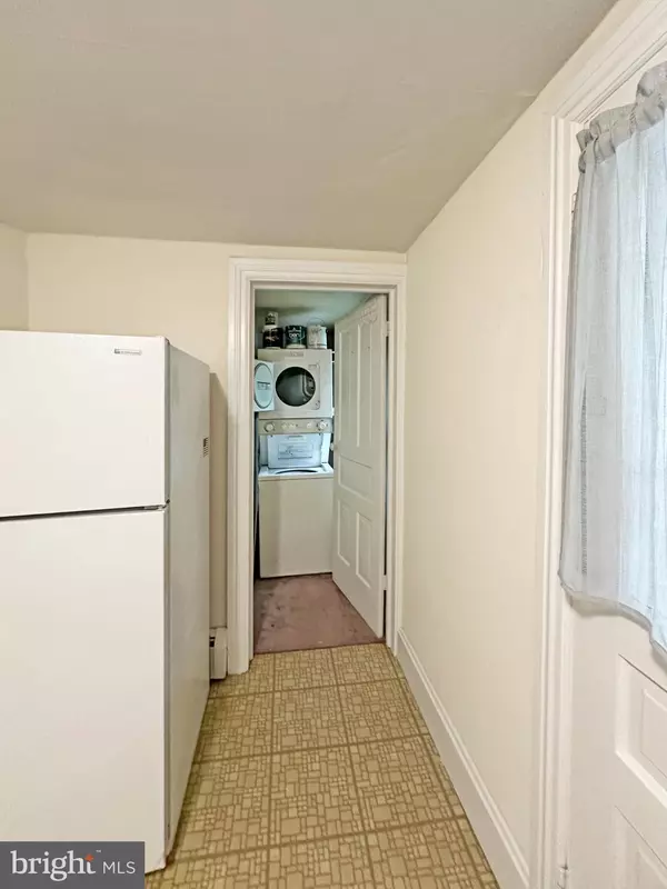 Hummelstown, PA 17036,19 W HIGH ST