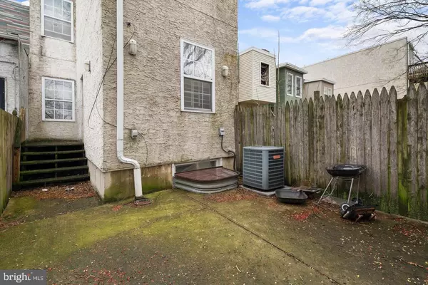 Philadelphia, PA 19121,1919 N UBER ST