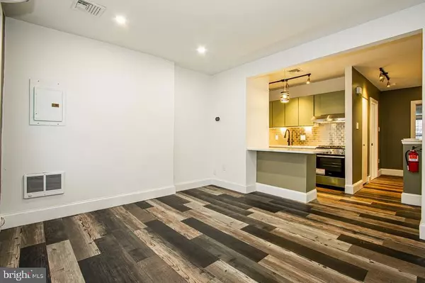 Camden, NJ 08102,336 POINT ST