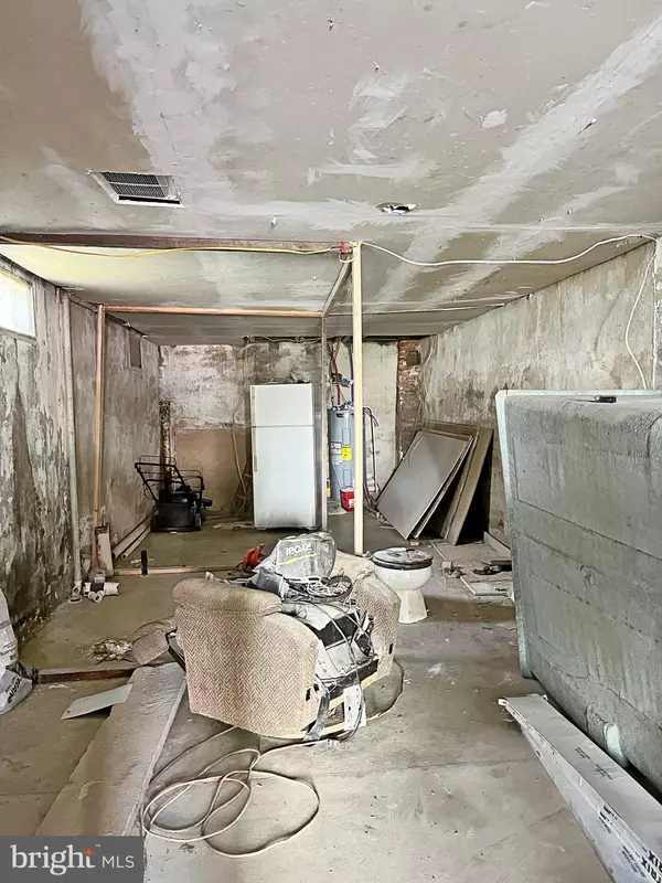 Mount Carmel, PA 17851,340 E 5TH ST