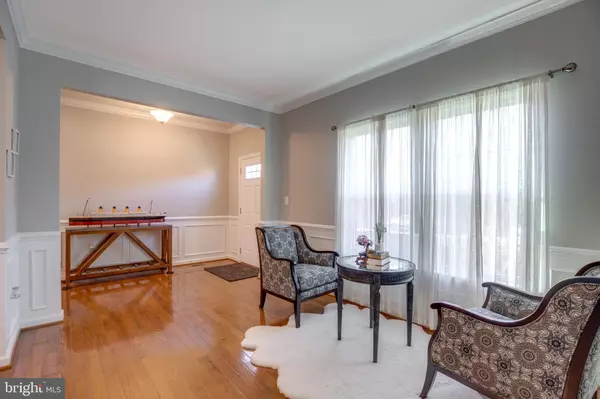 Chantilly, VA 20152,43023 SPYDER PL