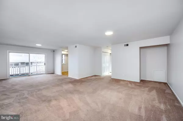 Reading, PA 19610,2912 STATE HILL RD #B-2