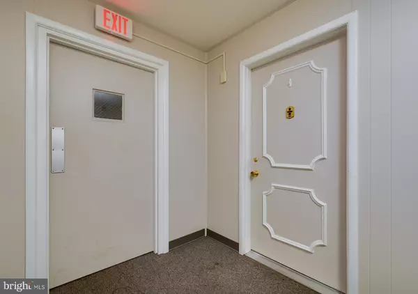 Reading, PA 19610,2912 STATE HILL RD #B-2