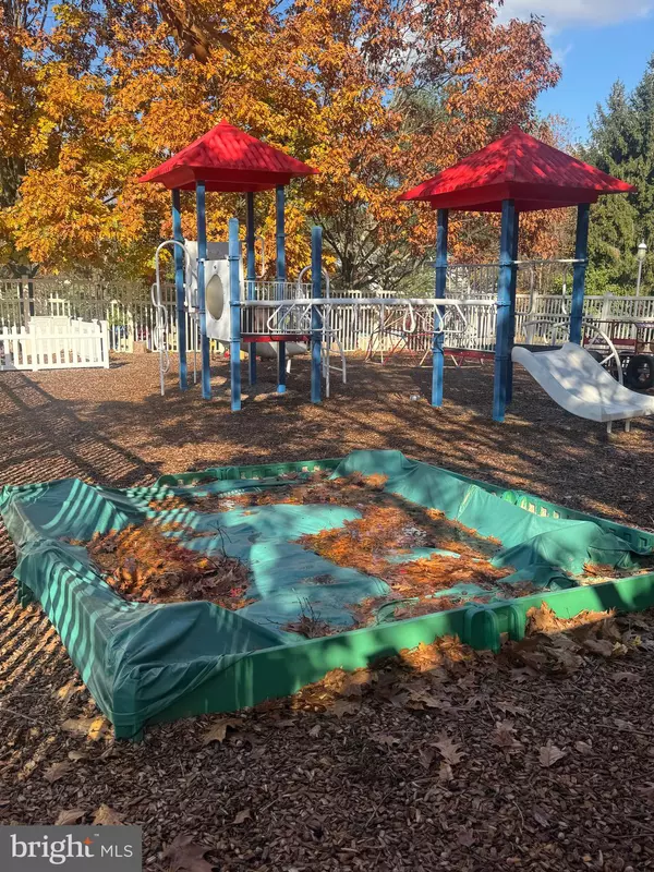 New Hope, PA 18938,2536 AQUETONG RD