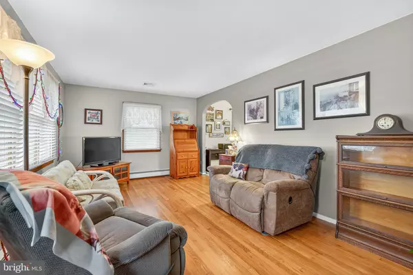 New Egypt, NJ 08533,5 BUCKALEW LN