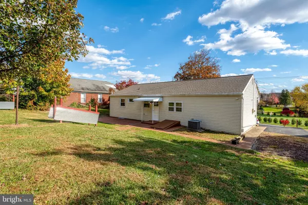 Wrightsville, PA 17368,53 W MAPLE ST