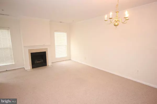 Falls Church, VA 22043,7000 FALLS REACH DR #110