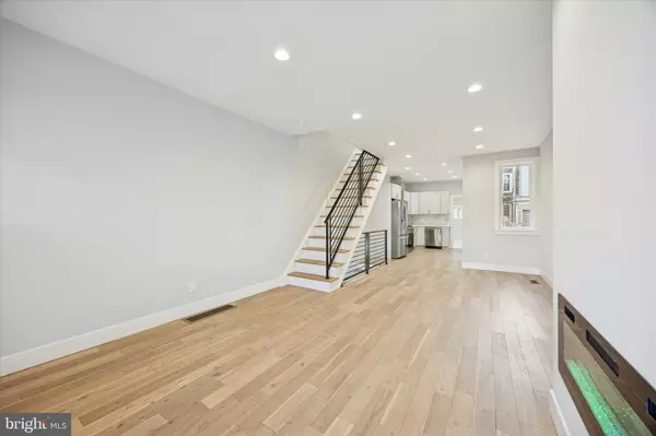 Philadelphia, PA 19134,2869 ARAMINGO AVE