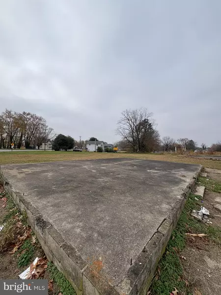 433-435 AFTON DR, Salem, NJ 08079